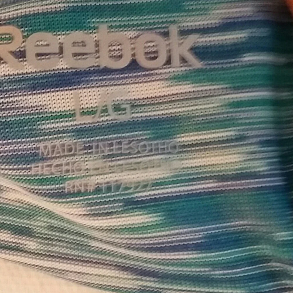 🆕Reebok Dynamic Space-Dye Performance Tee - Picture 5 of 5